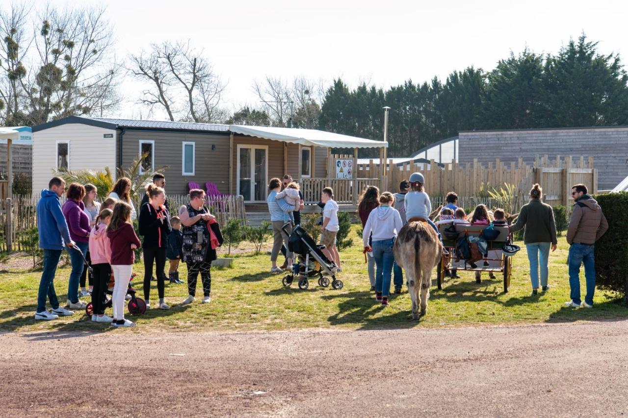 Camping Les Carolins Saint-Lô-d’Ourville Kültér fotó