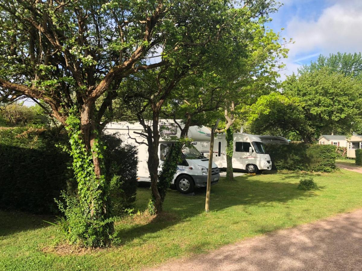 Camping Les Carolins Saint-Lô-d’Ourville Kültér fotó