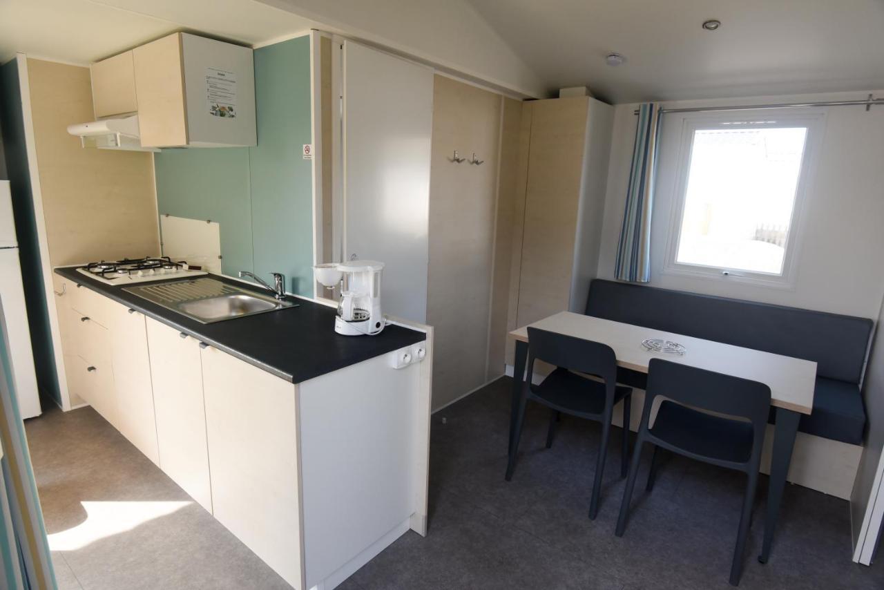 Camping Les Carolins Saint-Lô-d’Ourville Kültér fotó